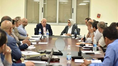 وزيرة الصحة: إعداد خطة لتطبيق التأمين الصحي الشامل بـ26 محافظة