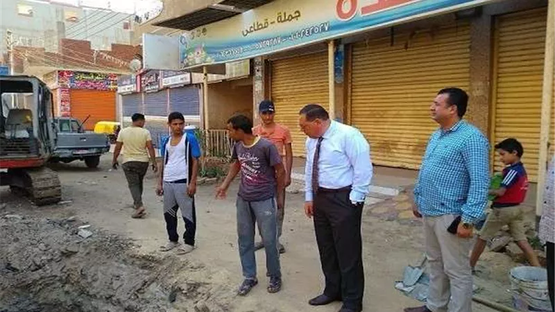 محافظ الشرقية يأمر بإيقاف استكمال أعمال البناء لأحد المباني بمشتول السوق