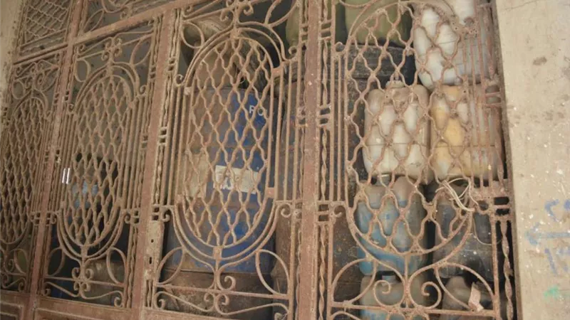 إغلاق مصنع عصائر بالدقهلية وضبط 900 عبوة تالفة