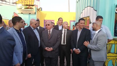 محافظ القاهرة يفتتح شارع 306 بمساكن شيراتون (صور)
