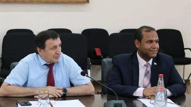 رئيس جامعة داغستان الروسية  يلتقي وفد 