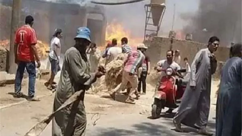 السيطرة علي حريق محدود في وحدة صحية بكفر شكر