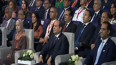 منار السعيد: جلوسي بجوار الرئيس منحني الطاقة والأمل