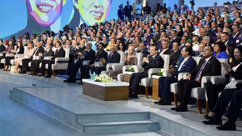 جلسة الـ5 ساعات.. اليوم الأول للمؤتمر السابع للشباب في عيون البرلمان