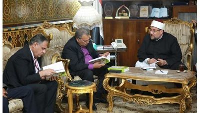 رئيس الطائفة الإنجيلية يهنئ وزير الأوقاف بعيد الأضحى (صور)