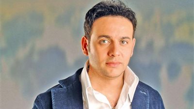 مصطفى قمر يطرح 