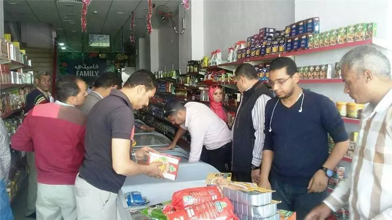 تحرير 3128 محضرًا ضمن حملات تفتيشية على الأسواق والأنشطة التجارية بالشرقية