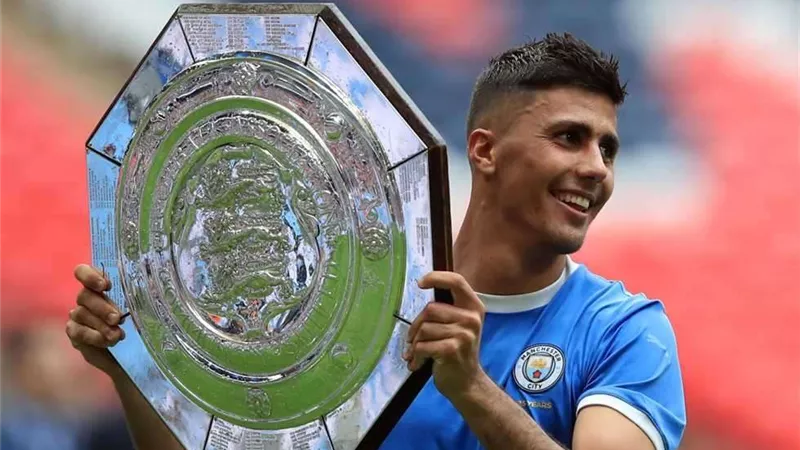دي بروين: التعاقد مع لاعب أتلتيكو مدريد إضافة للفريق