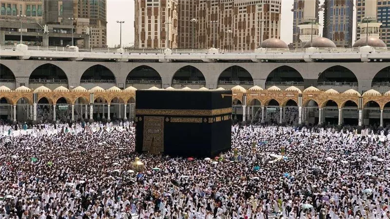 علي جمعة يكشف ما يفعله الحاج في يوم التروية