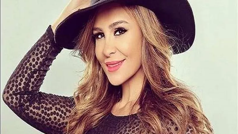 كارول سماحة تكشف حقيقة طلاقها من رجل أعمال مصري