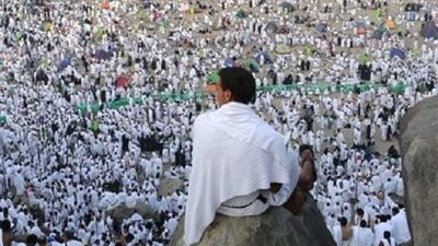 بث مباشر.. ضيوف الرحمن يؤدون مناسك الحج