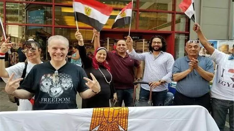 سفارة مصر بالكويت تنقل تهنئة الرئيس للمصريين بعيد الأضحى