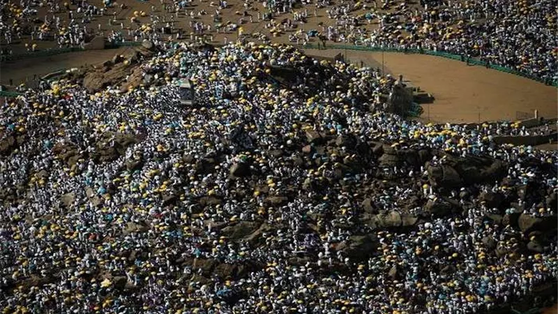 الحجاج يبدأون النفير من 