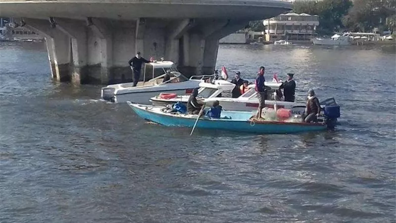 المسطحات المائية تنتشر في المجرى النهري لتأمين المصريين باحتفالات العيد
