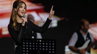 شاهد.. هكذا روجت نانسي عجرم لحفلها في دبي