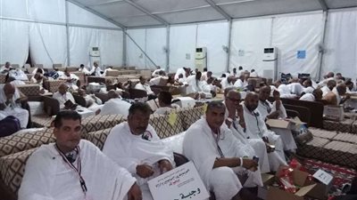 السياحة تتابع إنهاء إجرءات مغادرة الحجاج  للأراضي المقدسة