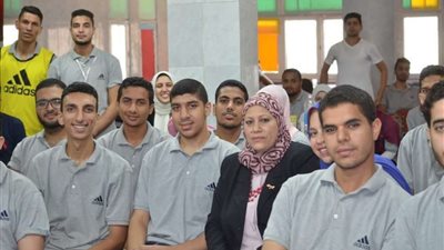 القوى العاملة تنظم ندوة لريادة الأعمال لـ 100 طالب وطالبة بجامعة الزقازيق