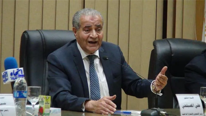 وزير التموين يضع حجر أساس أول منطقة لوجيستية بقرية الترامسة بقنا