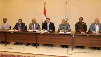 محافظ بني سويف: الموافقة على 453 طلب تقنين أراضي أملاك الدولة