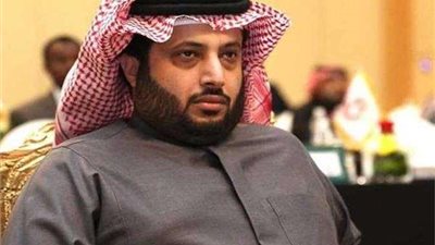 تركي آل الشيخ يدشن مسابقات فنية ورياضية لجمهوره عبر الفيسبوك