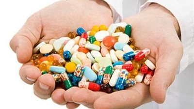 ضبط أدوية مهربة داخل محل بقرية سياحية في العين السخنة