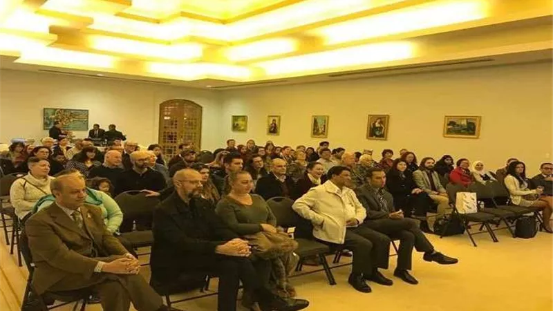 بالصور.. أهرامات الجيزة حاضرة في قلب استراليا