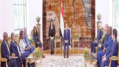السيسي يبحث قضايا الشباب مع رئيسة الجمعية الوطنية التوجولية