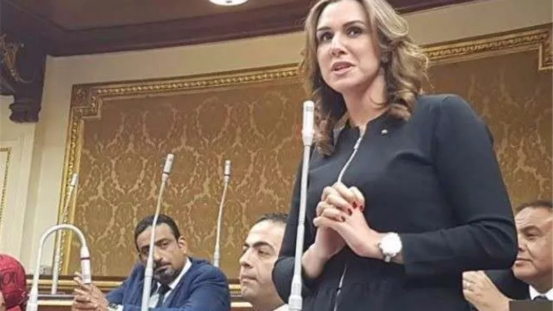 السمكة الذهبية| رانيا علواني.. 7 صنايع والبخت مش ضايع