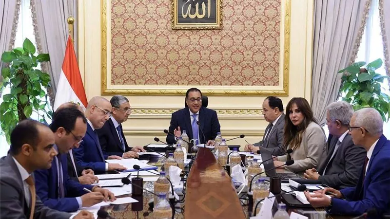 رئيس الوزراء: تنفيذ 954 مشروعًا في 16 محافظة  لخدمة 7.4 مليون مواطن