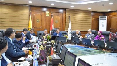 600 جنيه مكافأة العام الدراسي الجديد للعاملين بجامعة بني سويف