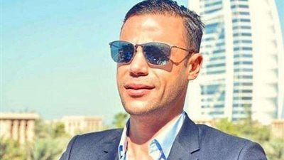 شاهد.. محمد إمام يسخر من زوجته لهذا السبب