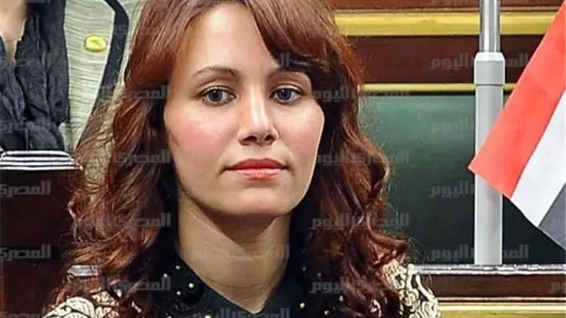 برلمانية: السقوط في بالوعات الصرف أمر مهين لكرامة كل مصري