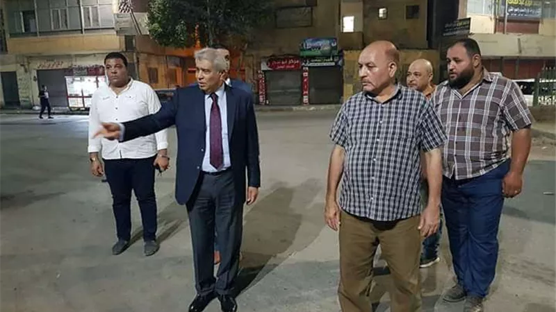 محافظ المنيا يتابع أعمال إزالة الإشغالات والمخالفات بشارع الحسيني
