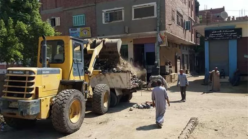 حملات نظافة مكبرة  بقرى مركز ملوي بالمنيا