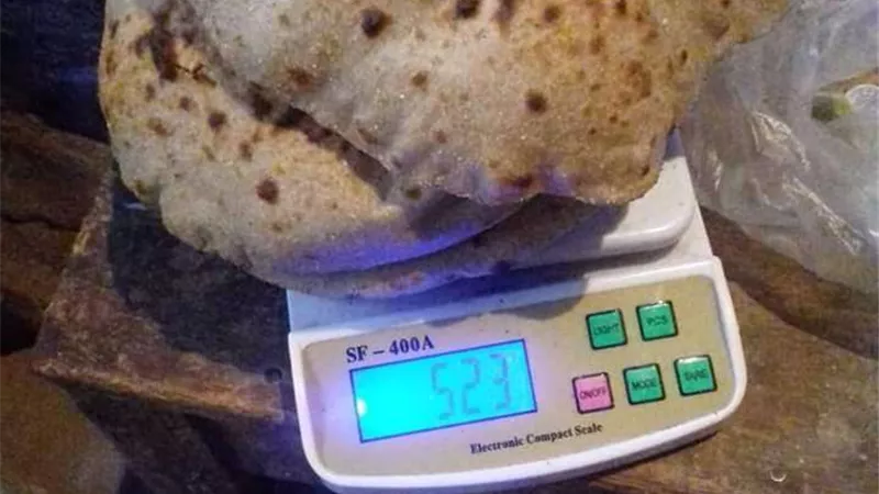حملات تموينية على المخابز بـقرية دير البرشا  بمركز ملوى بالمنيا