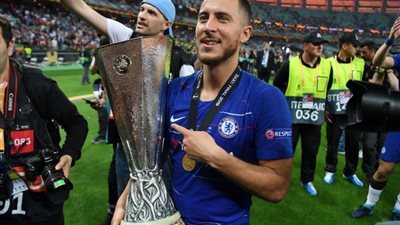 رسميًا.. هازارد أفضل لاعب في الدوري الأوروبي
