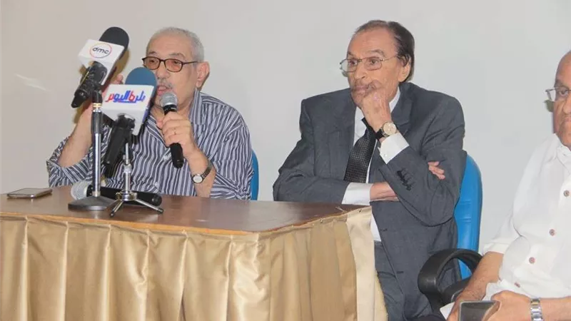 بحضور عزت العلايلي.. 