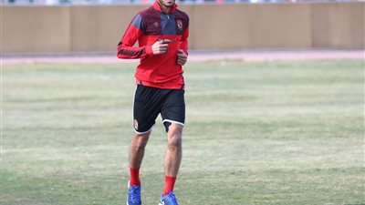 طارق العشري عن حمدي فتحي: لاعب منتخب وله مستقبل باهر