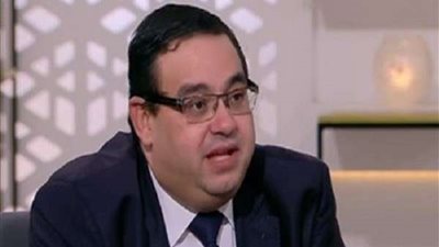 خبير اقتصادي: تحرير الدولار الجمركي قرار إيجابي ولن يؤثر على الأسعار