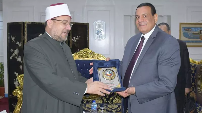 محافظ البحيرة يستقبل وزير الأوقاف بديوان عام المحافظة