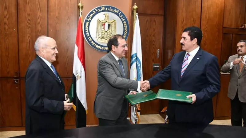 محافظ القليوبية يوقع بروتوكول لتطوير منطقة شركات البترول بشبرا الخيمة والخصوص