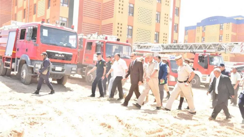 محافظ أسيوط يشهد البروفة النهائية للتدريب الميداني على إدارة مخاطر السيول