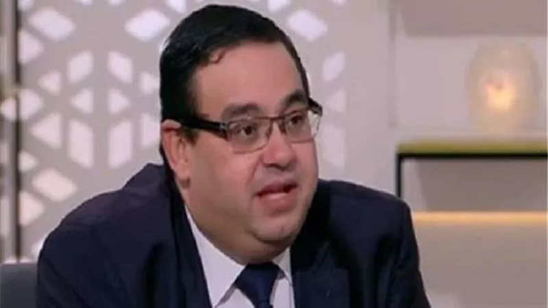 خبير اقتصادي: تحرير الدولار الجمركي قرار إيجابي ولن يؤثر على الأسعار