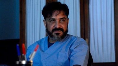 شاهد.. أول ظهور لمحمد رجب بعد هبوط علامة استفهام (صور)