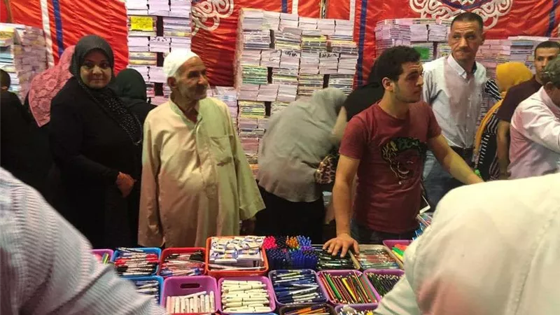 الجيزة تقيم 6 معارض لمستلزمات المدارس للعام الدراسي الجديد