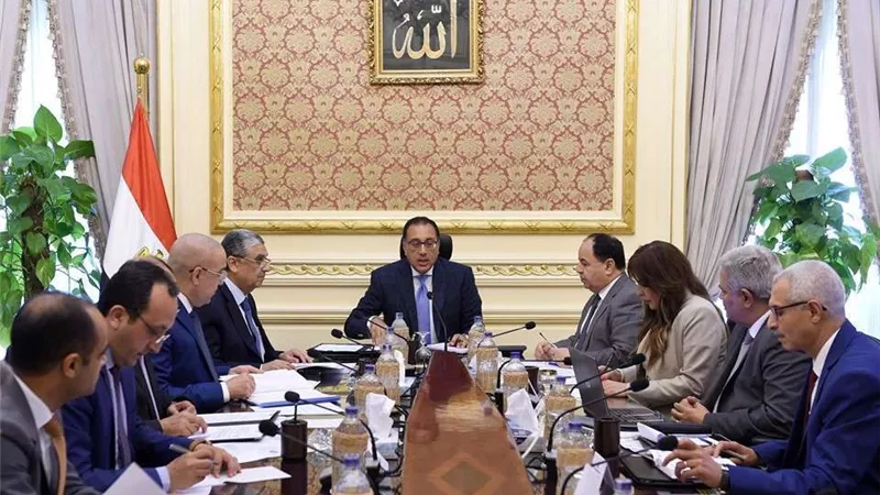 بدء اجتماع الحكومة الأسبوعي لمناقشة عدد من الملفات الهامة