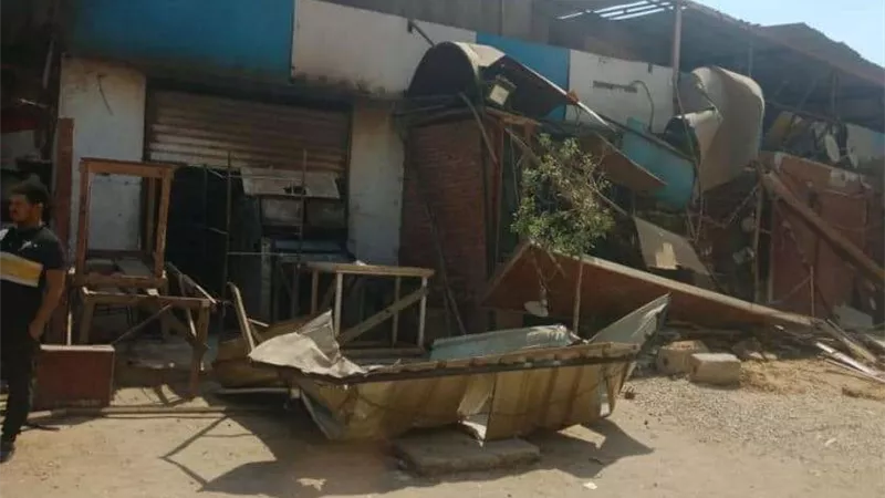 محافظة الجيزة تزيل 30 كشك مخالف بمنطقة المجزر الآلي بحي الهرم