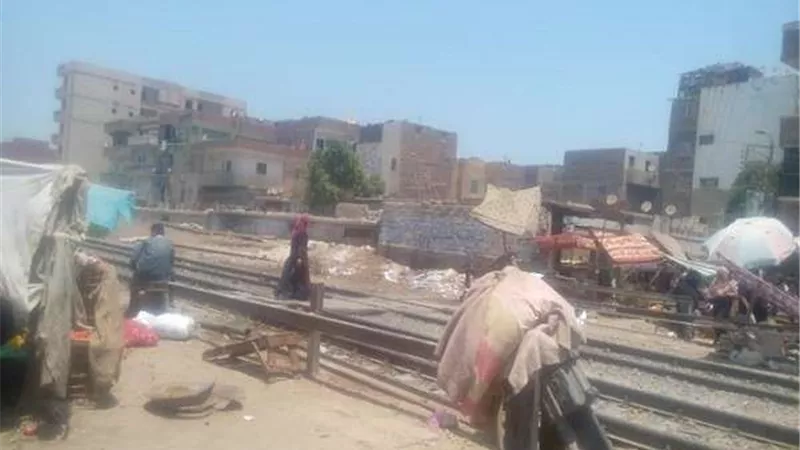 دهس سيدة أسفل عجلات القطار بالشرقية