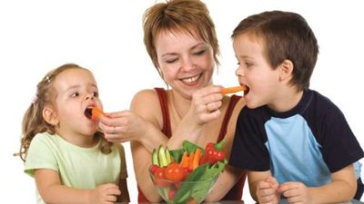 في شهر التوعية.. 5 أغذية لحماية طفلك من أنواع السرطان