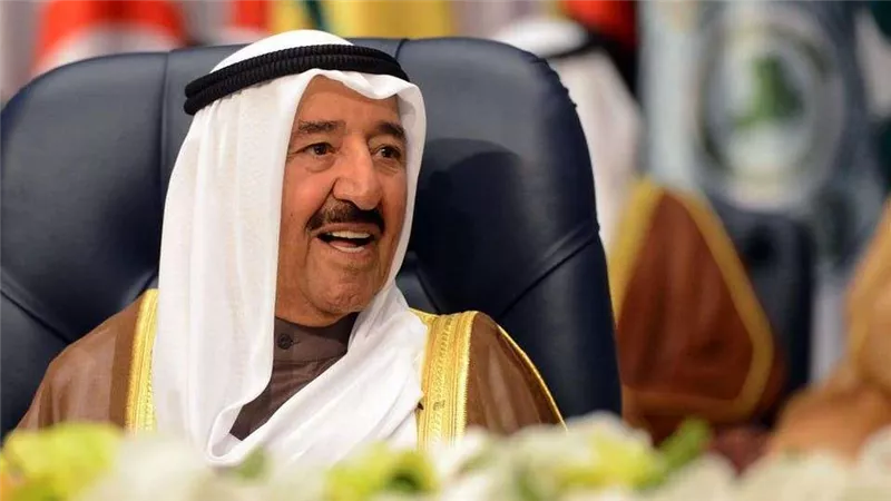 نقل الشيخ صباح الأحمد إلى مستشفى بأمريكا